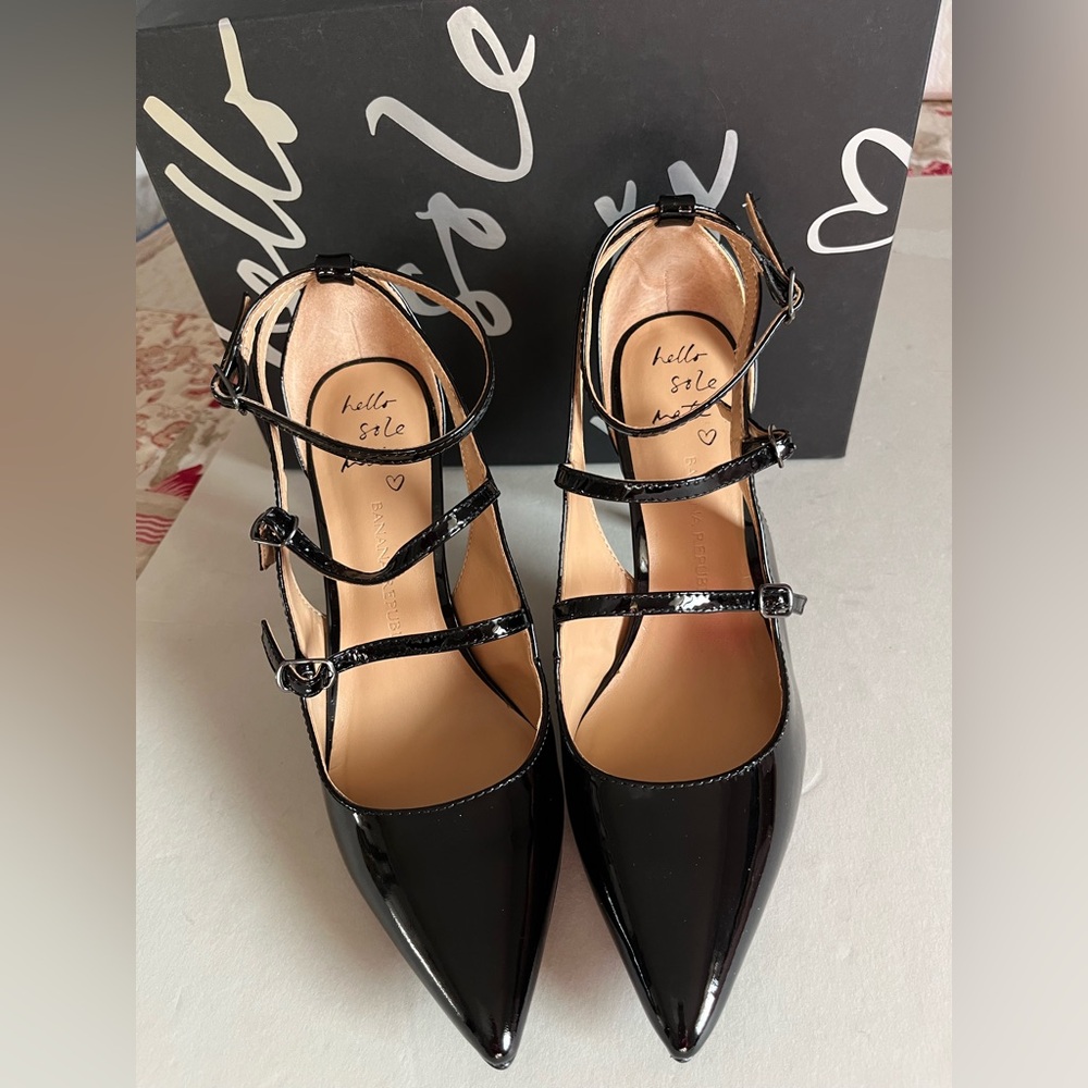 Banana Republic Black Patent Leather Heels